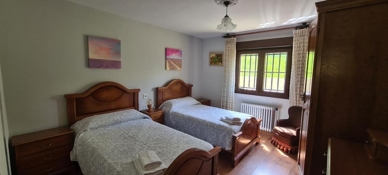 Villa Teresa Onís Extérieur photo